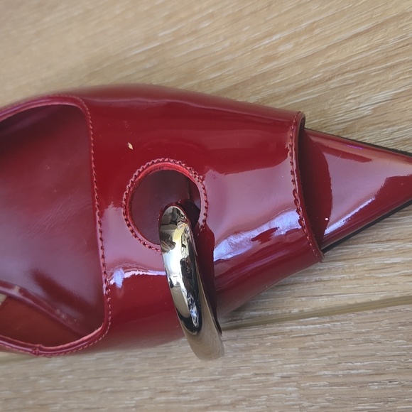 Jeffrey Campbell Red Patent Slingback Heels - Picture 3 of 4